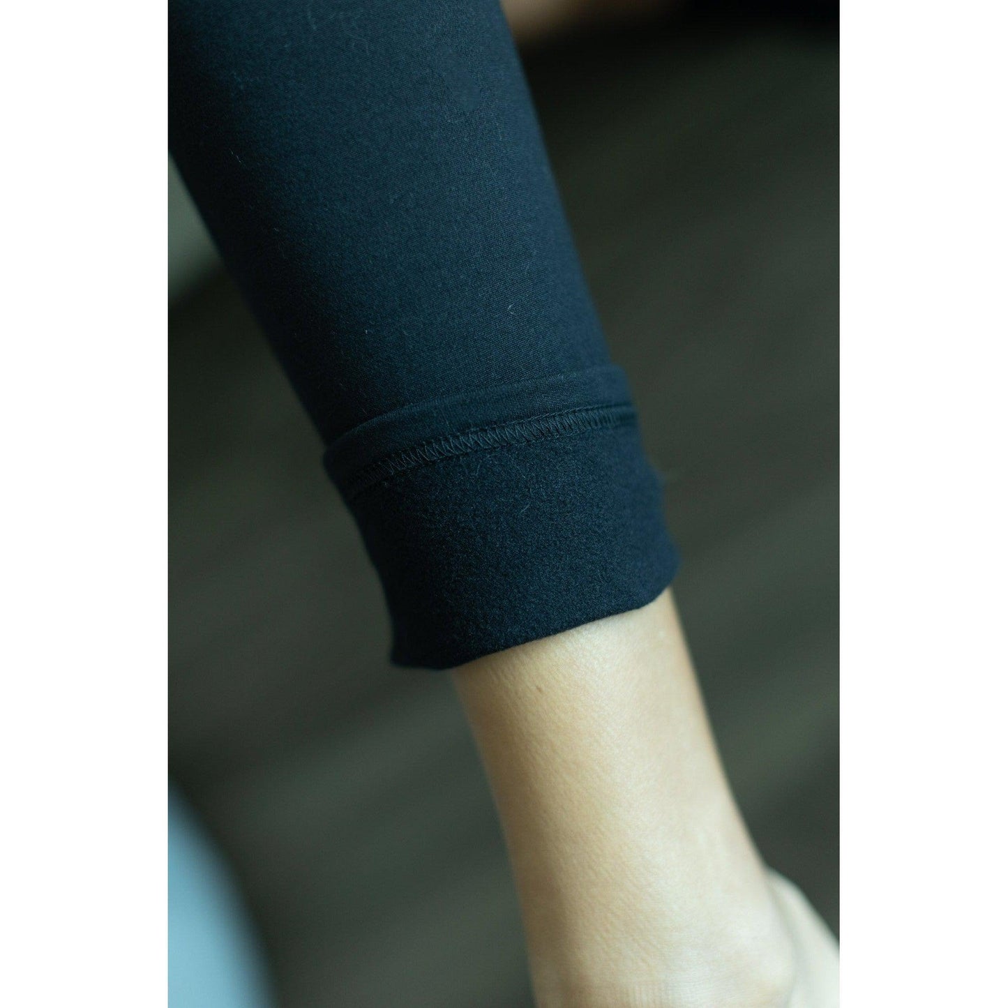 Lilla -   Black Fleece Full Length Leggings with Pockets