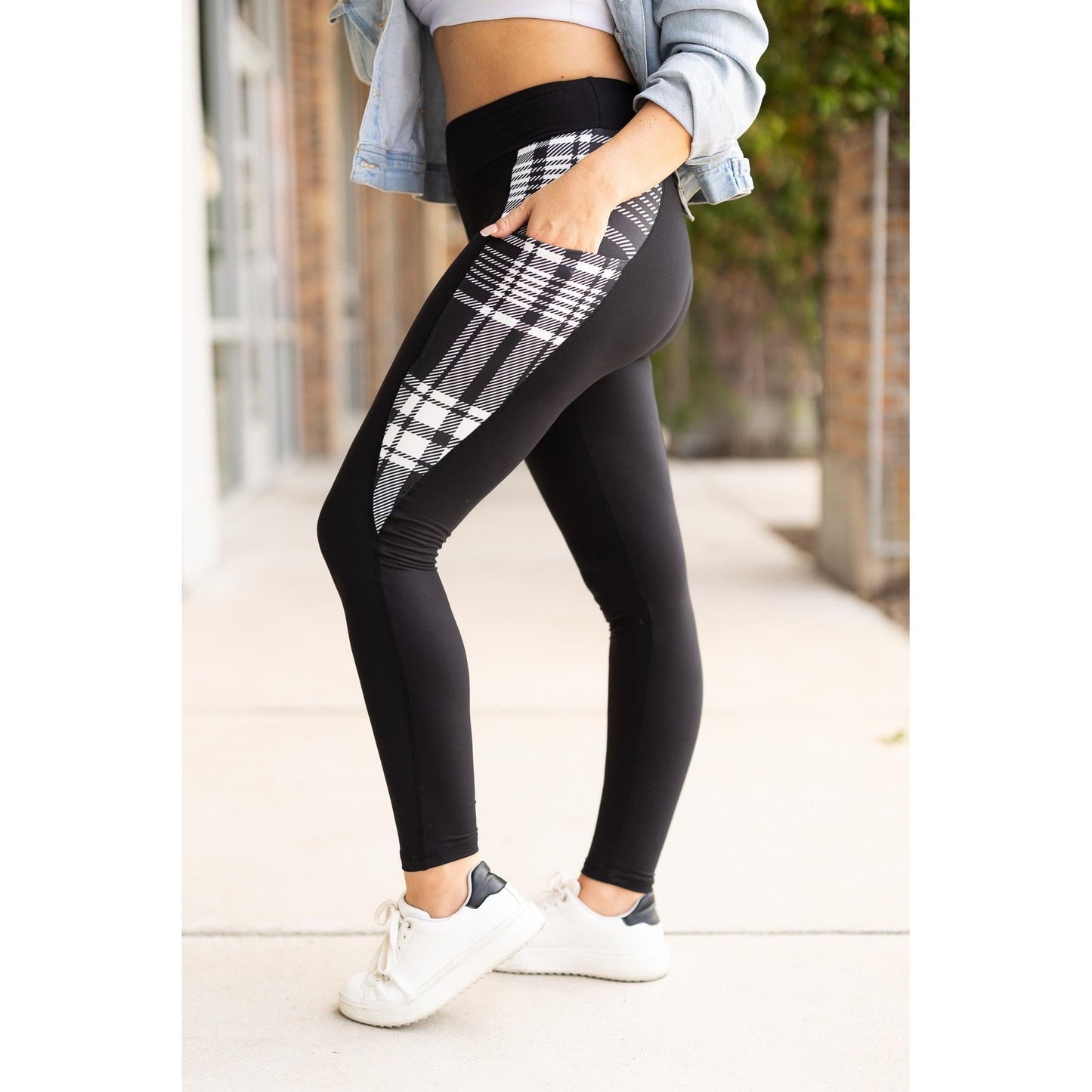 Gabby - Black And White Plaid Panel Leggings